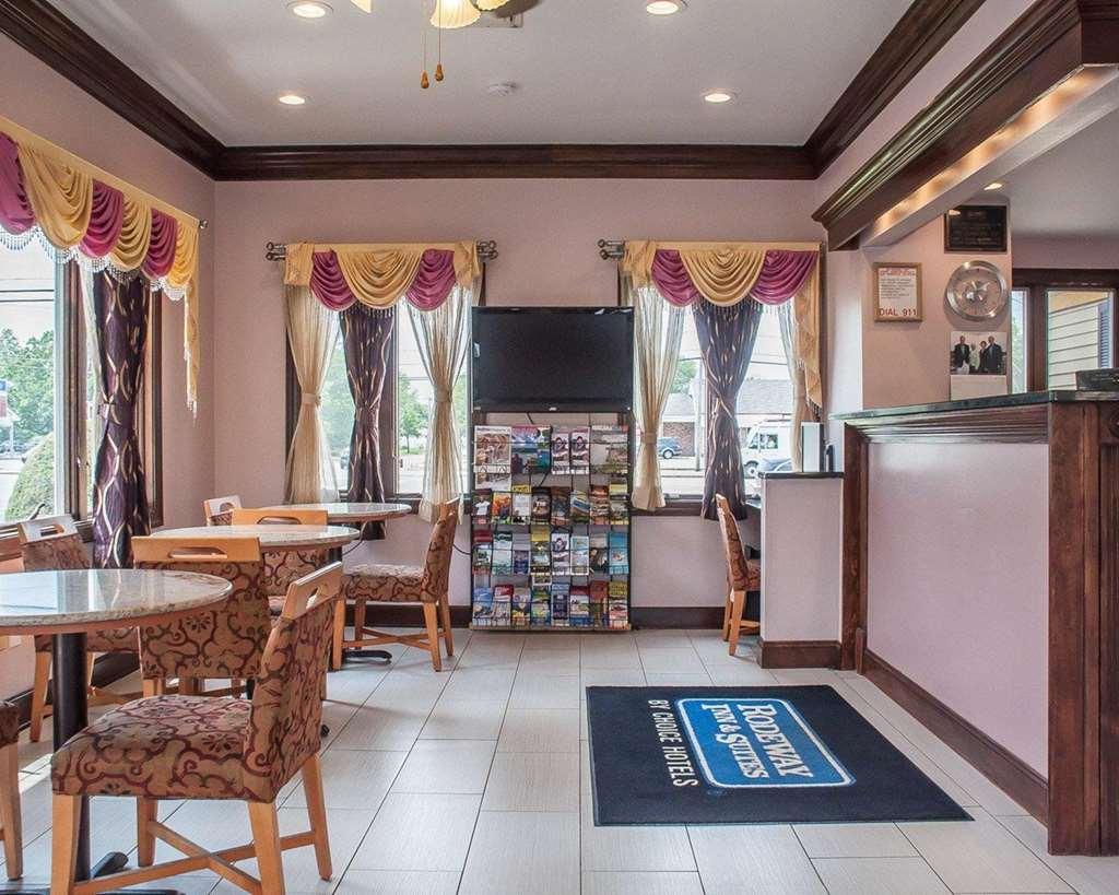Amherst Inn & Suites Wnętrze zdjęcie